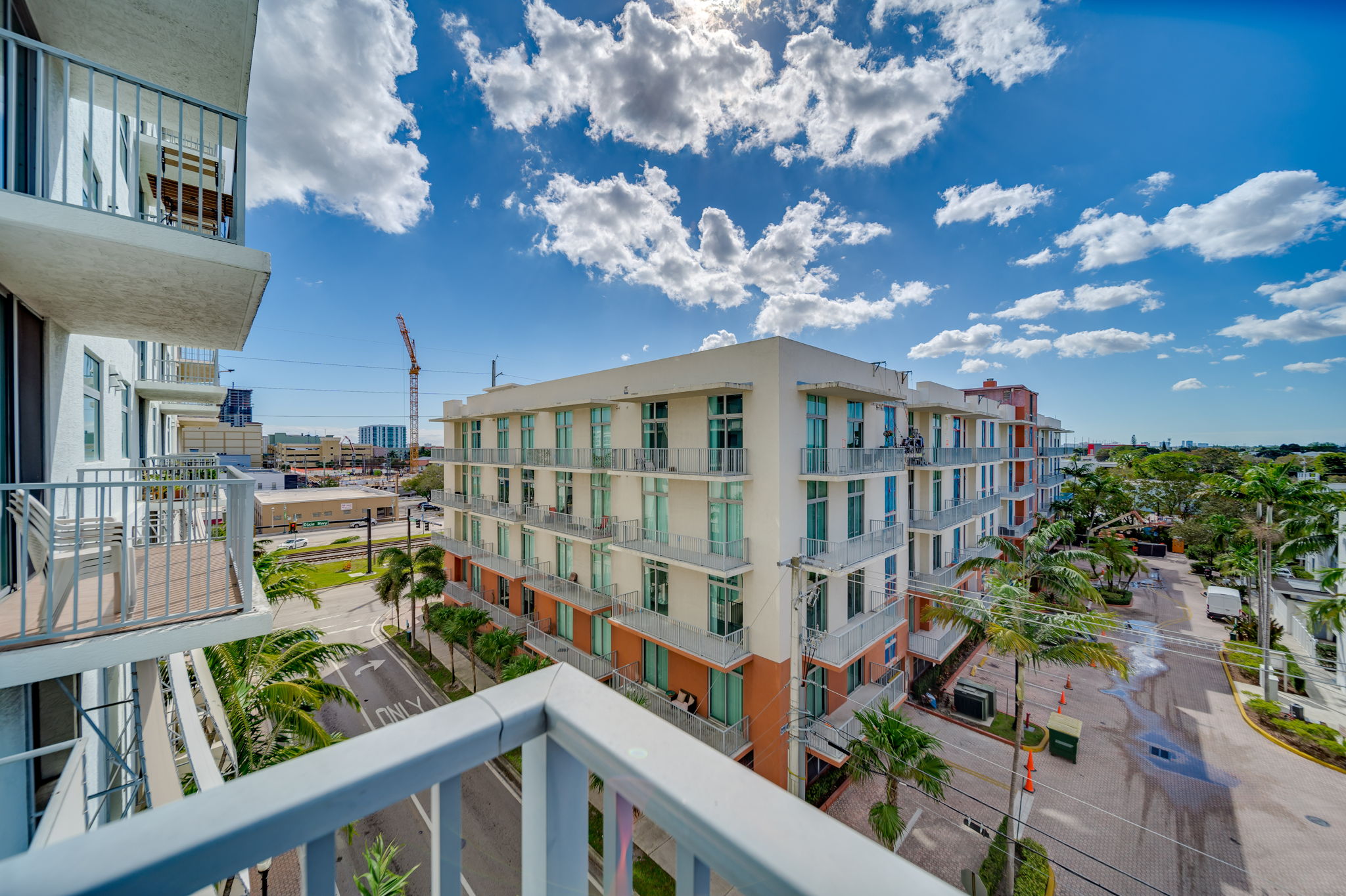 22-web-or-mls-Exterior-4