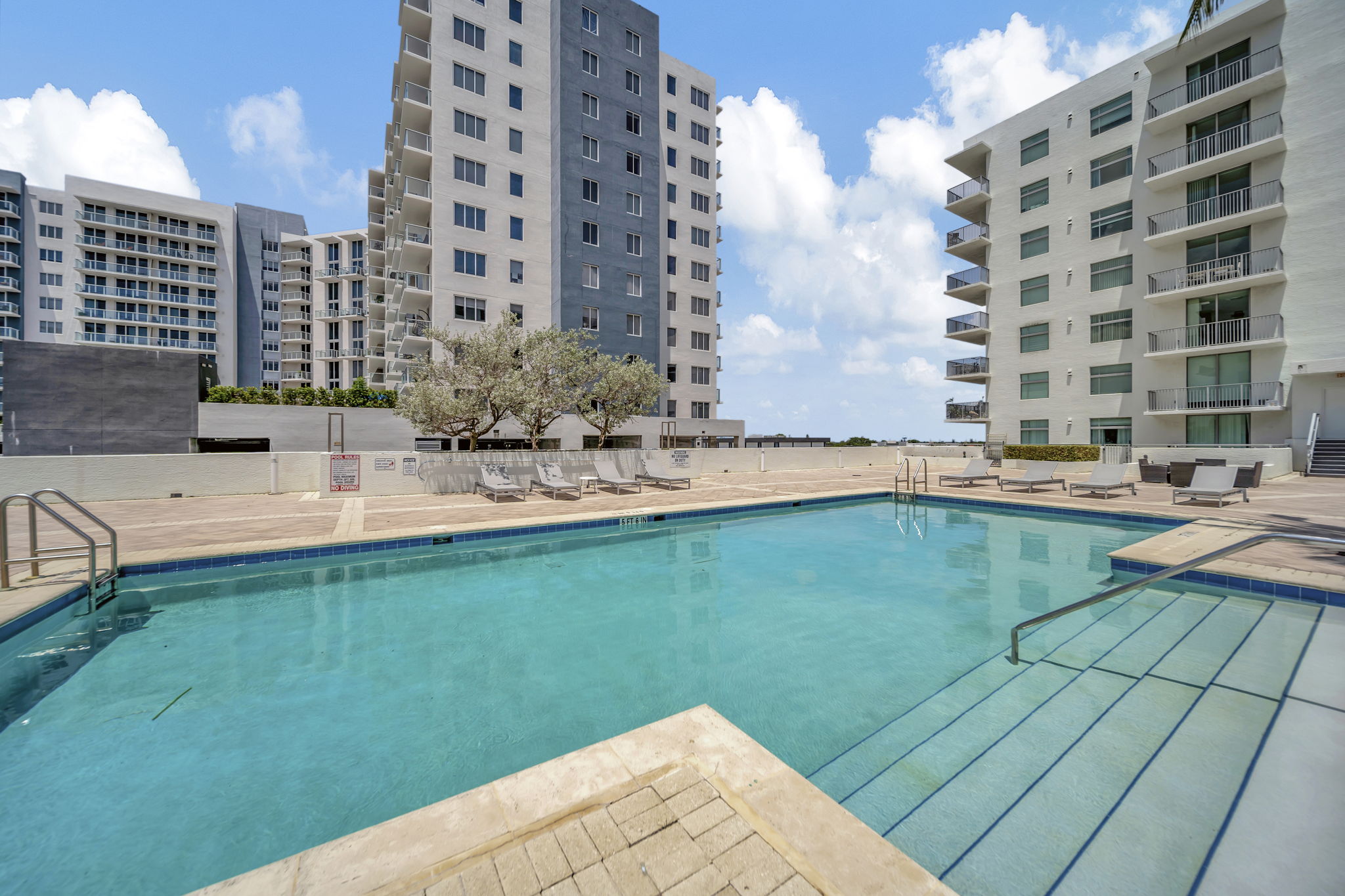 24-web-or-mls-ESC00411 (214)