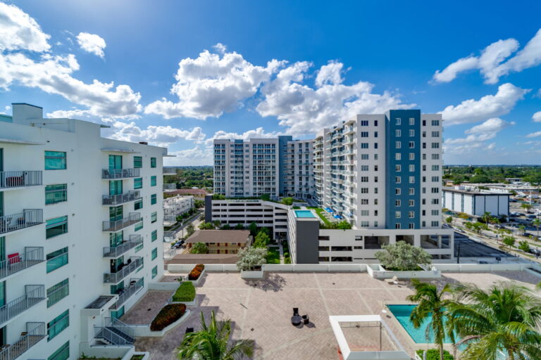 4-web-or-mls-Exterior-5